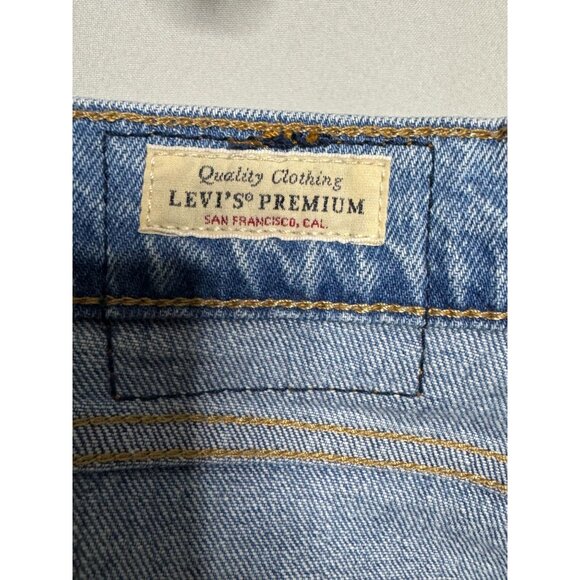 Levi's Premium Middy Ankle Bootcut Jeans in Blasted Stone Light Wash Size 32 - Picture 10 of 14